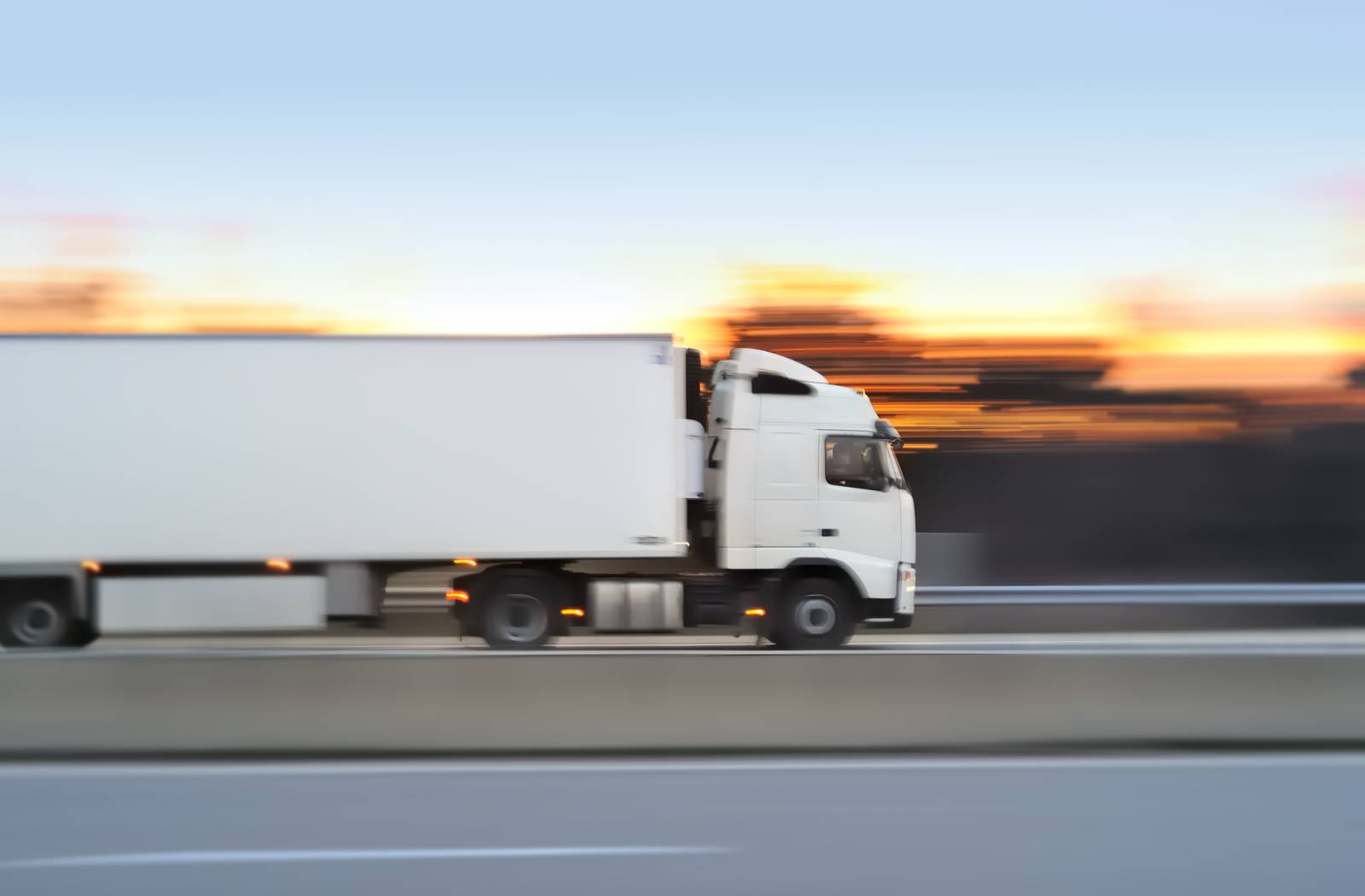 Où acheter de la peinture pour carrosserie de poids-lourds à Grenoble en Isère (38) ? Chez Euro Couleur
