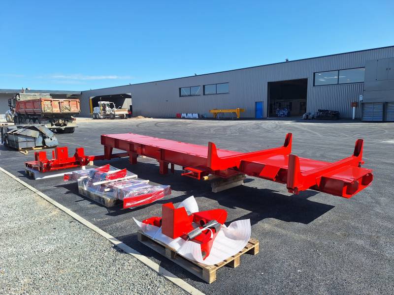 Laque de finition Interthane 990E sur châssis métal