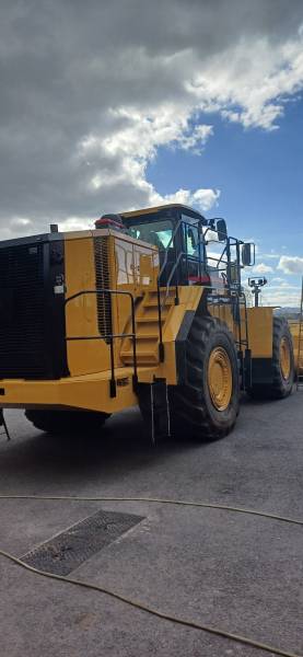 Peinture de finition CROMADEX PU600 sur engin TP vers St Etienne