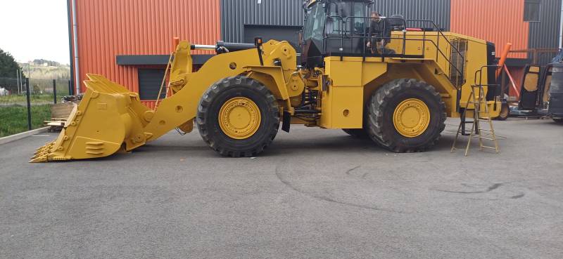 Peinture de finition CROMADEX PU600 sur engin TP vers St Etienne