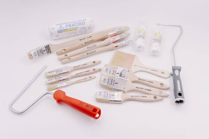 PINCEAUX BROSSES MANCHONS