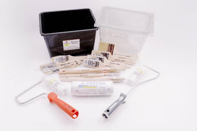 PINCEAUX BROSSES MANCHONS